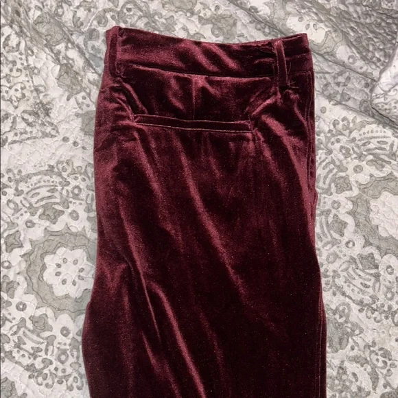 Elegant Burgundy Velvet Blazer with Black Lapel and pants - Picture 10 of 15